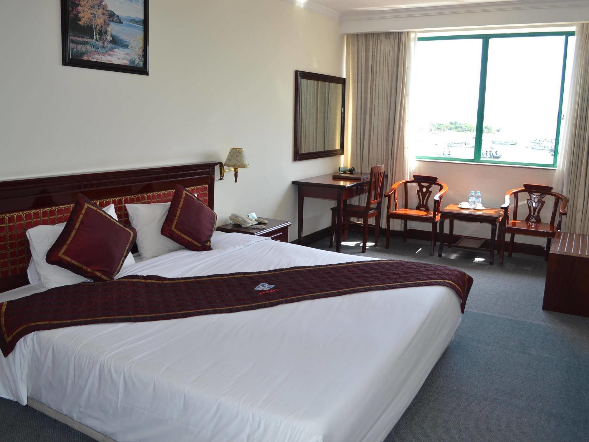 Bmc Thang Long Ha Long Exterior foto